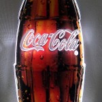 Display Garrafa Coca-Cola Suada